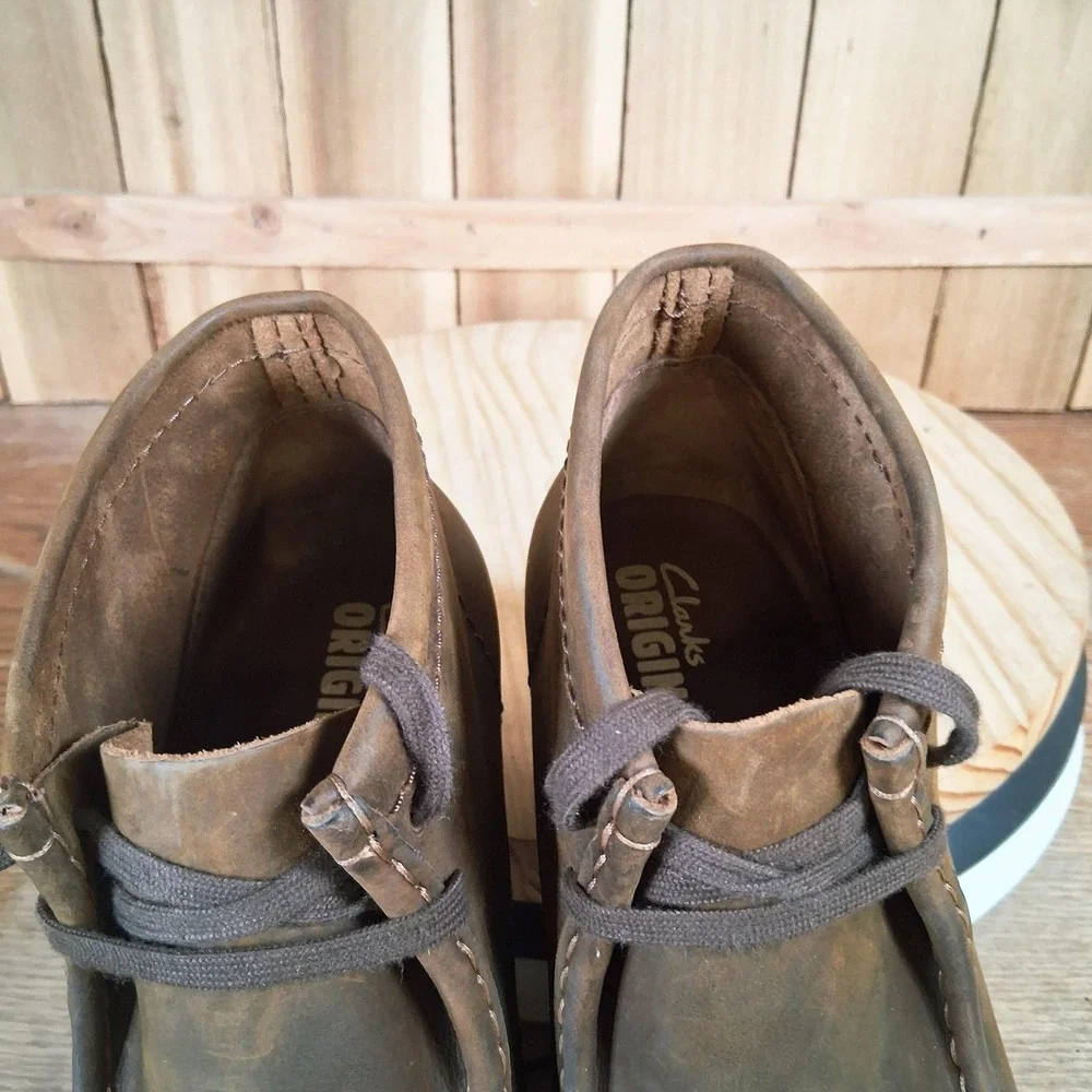 Clarks Originals Wallabee Boots Mens 10.5 Brown Leather Crepe Sole Ankle Casual